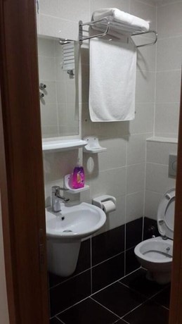 Imagen de la habitación del Ayatekla Hotel. Foto 15