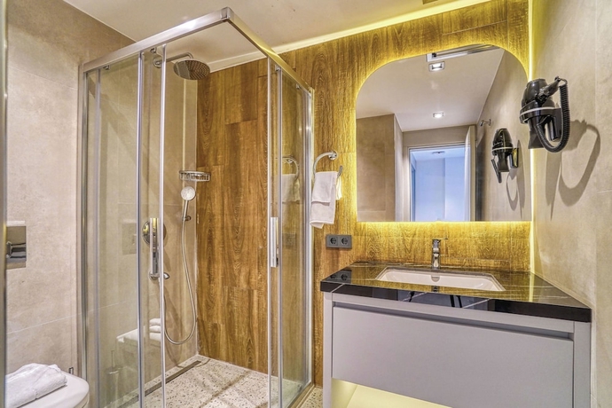 Imagen de la habitación del Ayayorgi Homes and Suites. Foto 9