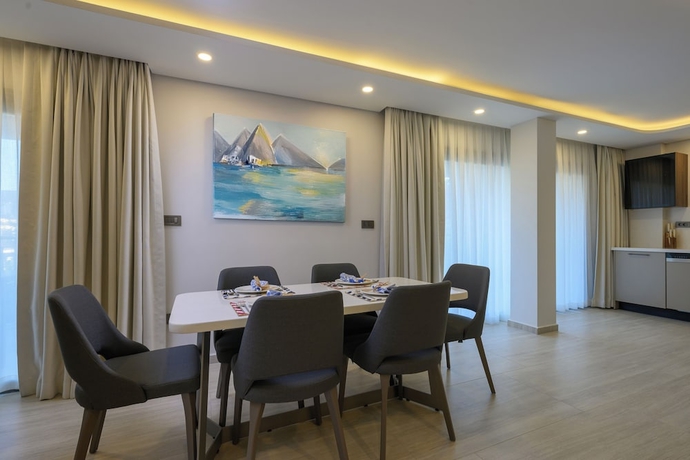 Imagen de la habitación del Ayaz Suites. Foto 5