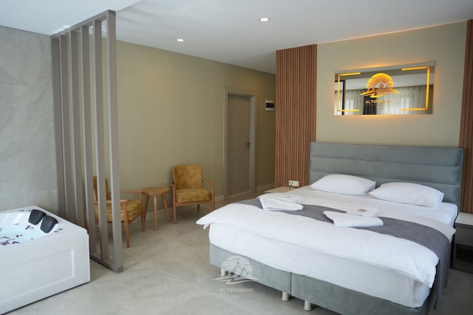 Imagen de la habitación del Ayder Altiparmak Suit. Foto 7