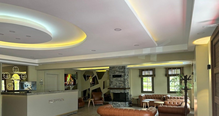 Imagen de los interiores del Ayder Altiparmak Suit. Foto 14