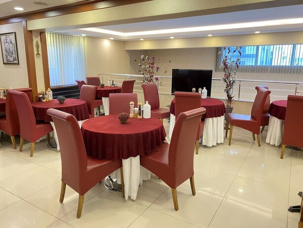 Imagen del bar/restaurante del Aydın Park Otel. Foto 5