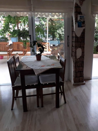 Imagen de los interiores del Ayhan Otel. Foto 17