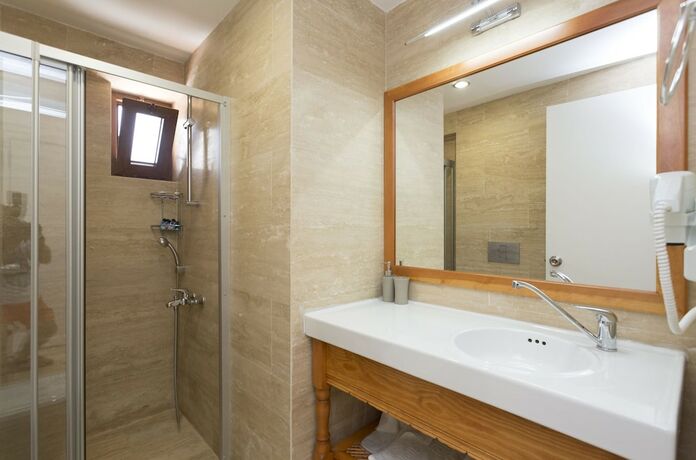 Imagen de la habitación del Ayka Otel. Foto 14