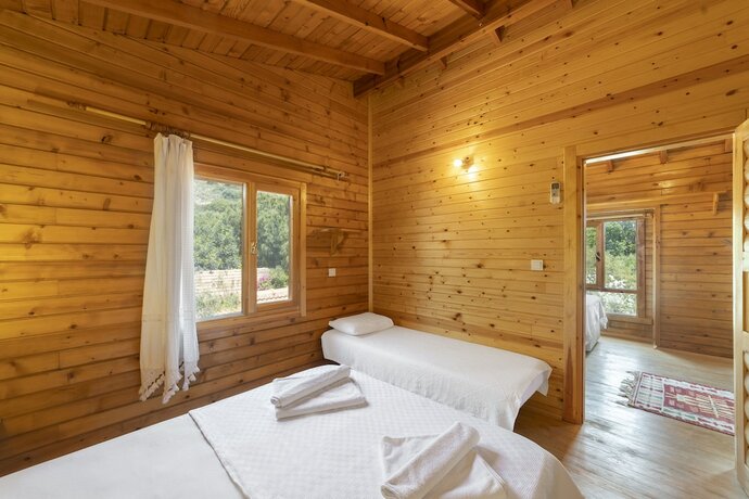 Imagen general del Aylin Ahşap Evler Palamutbükü. Foto 4