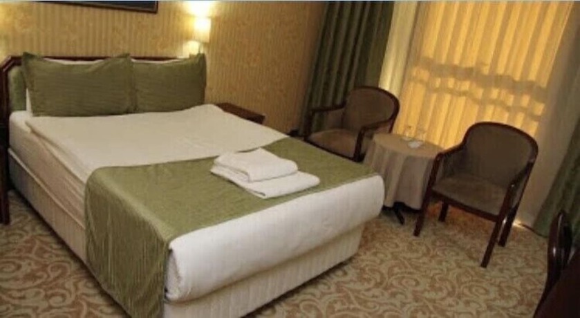 Imagen de la habitación del Ayma Hotel. Foto 7