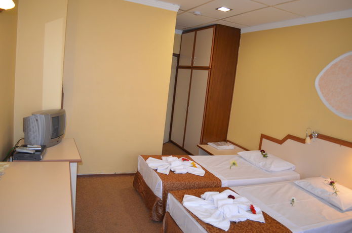 Imagen de la habitación del Ayvalik Palas Hotel. Foto 10