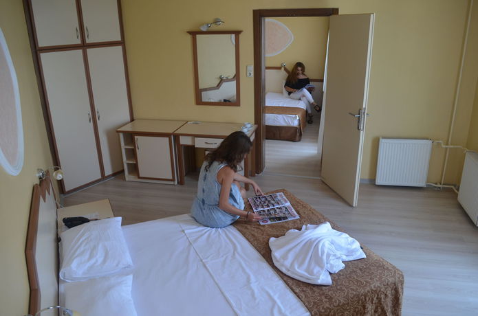 Imagen de la habitación del Ayvalik Palas Hotel. Foto 14