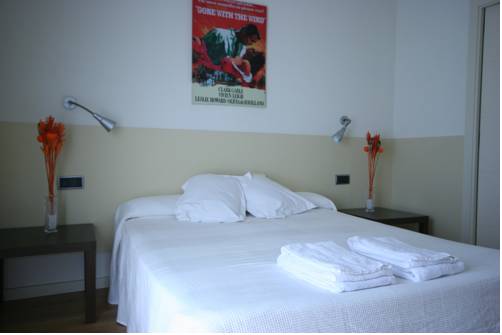 Imagen de la habitación del Az Barcelona Center. Foto 3