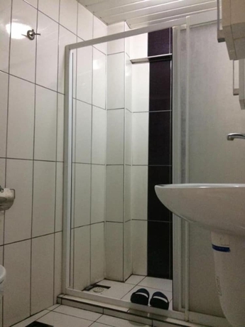 Imagen de la habitación del Aziziye Otel. Foto 14