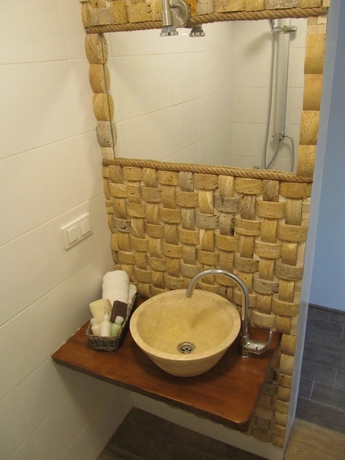 Imagen general del Azure Wellness Retreat - Adults Only. Foto 7