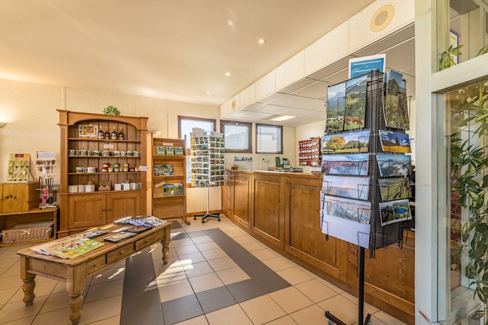 Imagen de los interiores del Azureva Murol. Foto 13