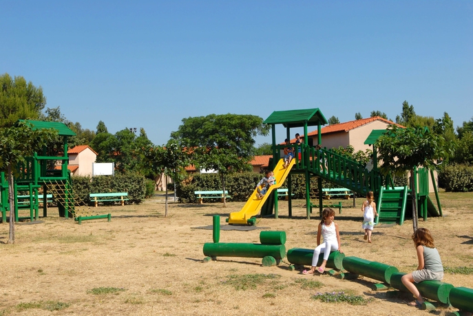 Imagen de los exteriores del Azureva Saint Cyprien. Foto 10