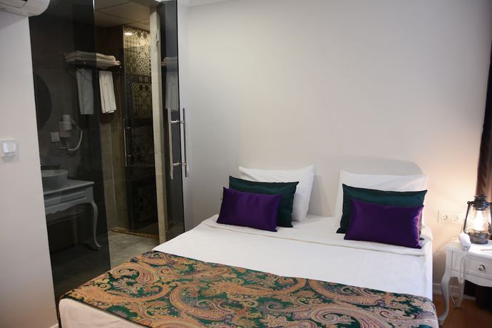 Imagen de la habitación del Azuu Hotel. Foto 14