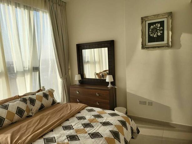 Imagen general del B411 Furnished Apartment With Maidroom. Foto 5