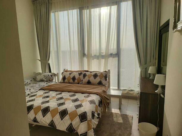 Imagen general del B411 Furnished Apartment With Maidroom. Foto 6