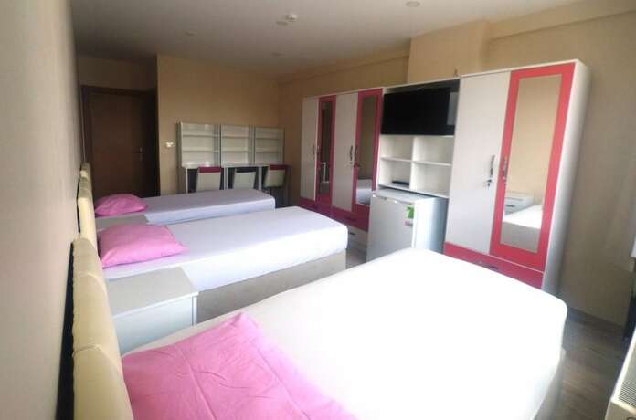 Imagen de la habitación del BAKIRKOY LADIES DORMITORY. Foto 7