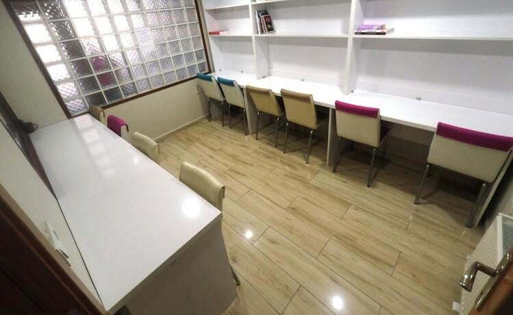 Imagen general del BAKIRKOY LADIES DORMITORY. Foto 2