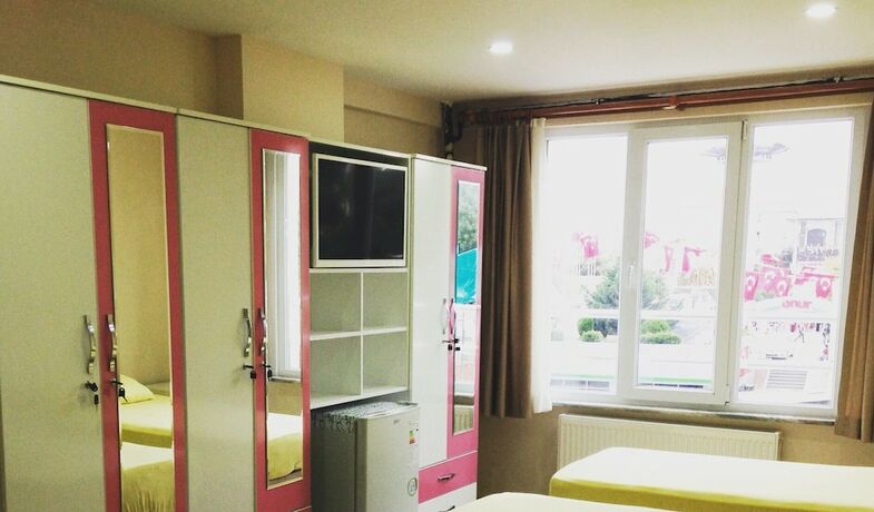 Imagen general del BAKIRKOY LADIES DORMITORY. Foto 6
