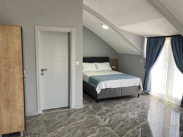 Imagen de la habitación del BAZYEL OTEL. Foto 1