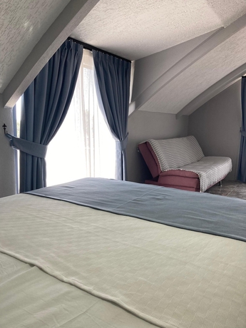 Imagen de la habitación del BAZYEL OTEL. Foto 12