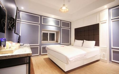 Imagen general del B-Bas Hotel. Foto 10