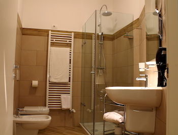 Imagen general del BHL Boutique Rooms Legnano. Foto 12