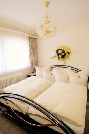 Imagen de la habitación del BLACKCOMs Erika. Foto 13
