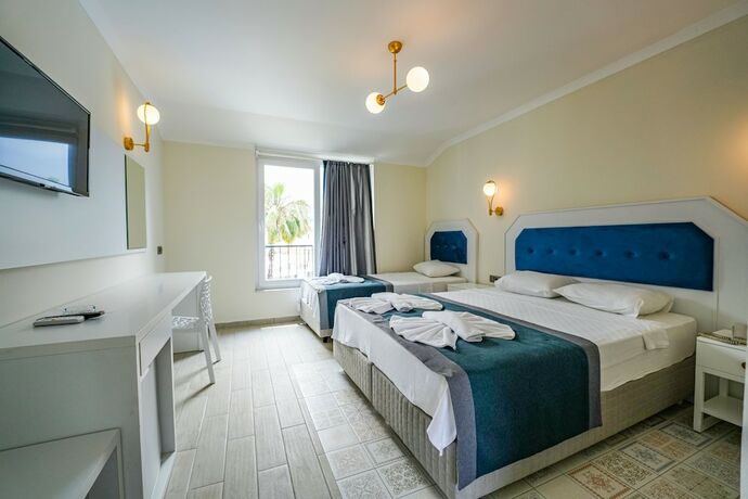 Imagen general del BLUE PEARL HOTELand VILLAS. Foto 9