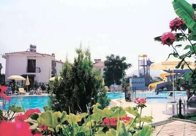 Imagen general del BLUE PEARL HOTELand VILLAS. Foto 11