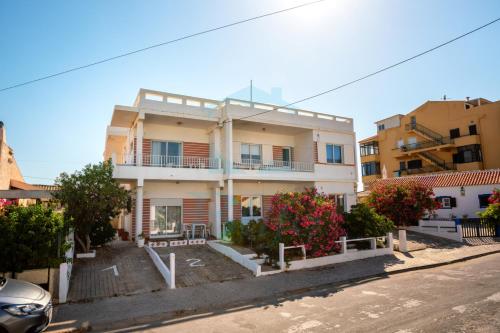 Imagen general del BLife Faro Beach Hostel. Foto 6