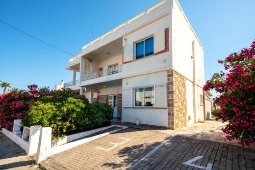 Imagen general del BLife Faro Beach Hostel. Foto 10