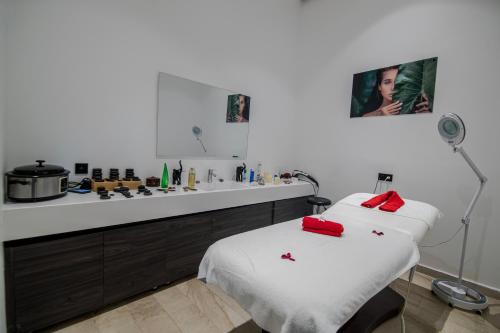 Imagen general del BOUMERDES PLAZA H&ocirc;tel & Spa. Foto 10