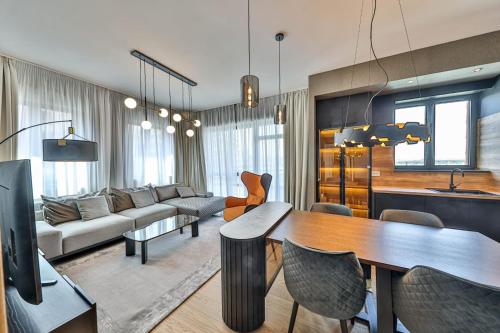 Imagen general del BW-Beograd na vodi. Foto 9