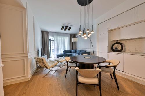 Imagen general del BW-Beograd na vodi. Foto 18