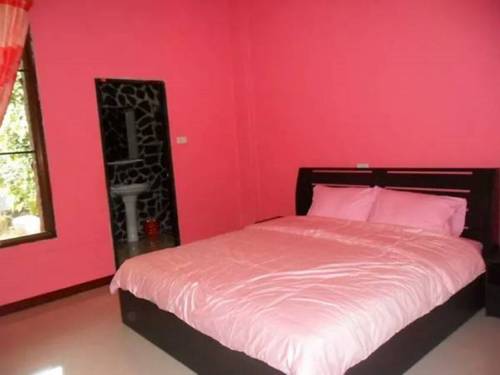 Imagen de la habitación del Baan Chuthamanee. Foto 7