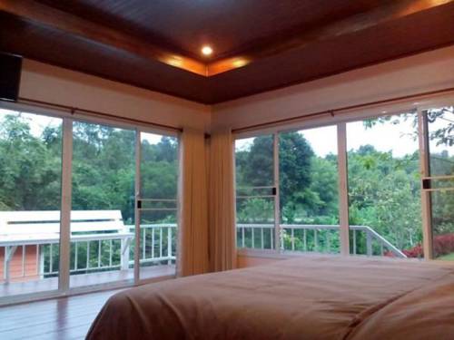 Imagen de la habitación del Baan Chuthamanee. Foto 15