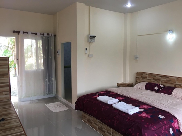 Imagen de la habitación del Baan Suan Palm Resort. Foto 6
