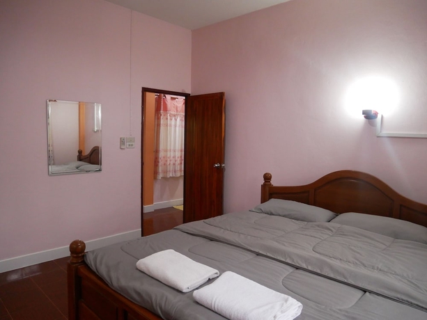 Imagen de la habitación del Baan Suan Palm Resort. Foto 8
