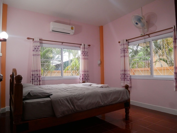 Imagen de la habitación del Baan Suan Palm Resort. Foto 11