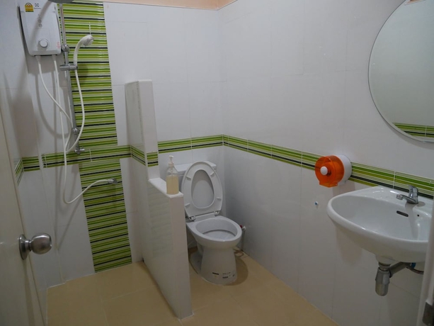 Imagen de la habitación del Baan Suan Palm Resort. Foto 15