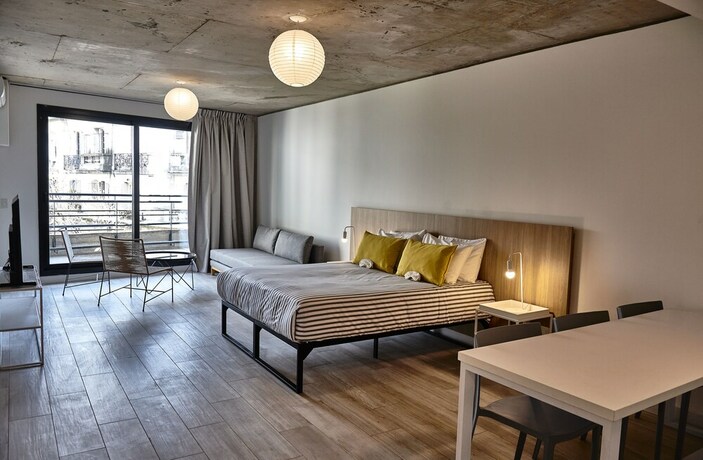 Imagen de la habitación del Babel Bot&aacute;nico. Foto 20