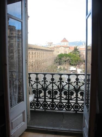 Imagen general del Backpackers House Bcn. Foto 2