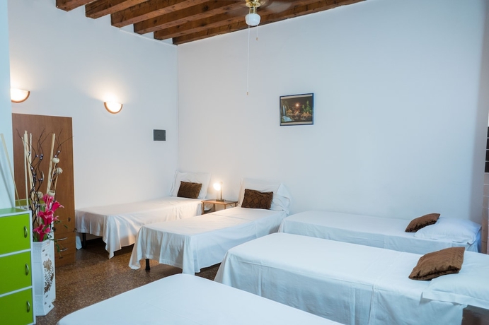 Imagen de la habitación del Backpackers House Venice - Hostel. Foto 16