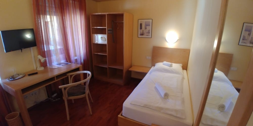 Imagen de la habitación del Bad Bruckhaus. Foto 16