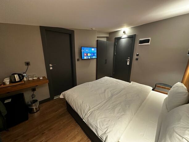 Imagen de la habitación del Bademi Hotel. Foto 14