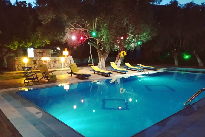 Imagen de la piscina del Bahar Bahce Datca. Foto 19