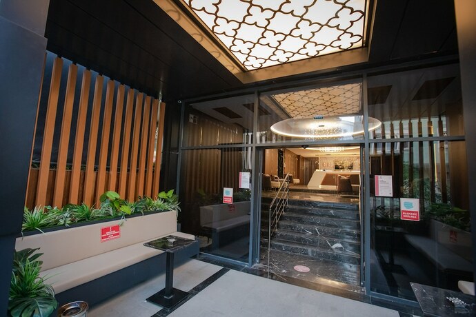 Imagen general del Bah&ccedil;elievler Hotels. Foto 7