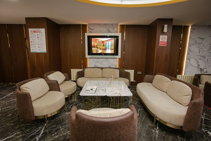 Imagen general del Bah&ccedil;elievler Hotels. Foto 10
