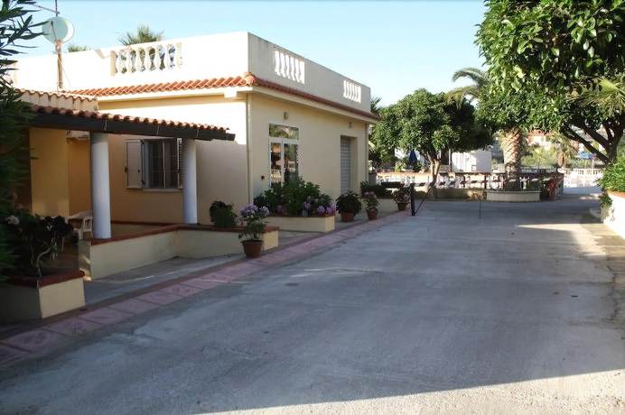 Imagen de los exteriores del Baia dello Stretto. Foto 15